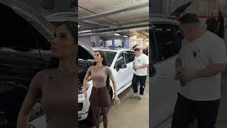 Блондинка в автосервисе