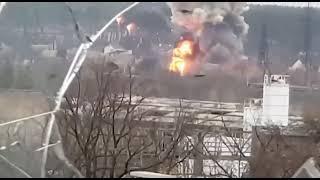 Russian Tank Hit by NLAW Anti-tank Missile in Ukraine