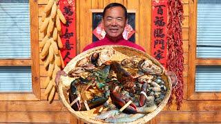 Huge Lobsters And Plump Oysters Braised in Chili Soup Just For Instant Noodles | Uncle Rural Gourmet