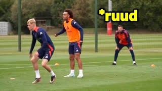 Ruud Van Nistelrooy did this for Zirkzee and Antony in Man United training today