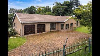 R2,400,000 | 3 Bedroom House For Sale in Kloof