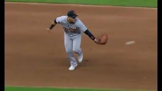 MLB Amazing Glove Flips