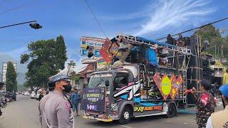 POLISI DIPRANK‼️HPRO MELINTAS JALAN RAYA KARNAVAL BAHRUL ULUM NGANTANG