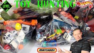 LETS HUNT FOR HOT WHEELS & MATCHBOX CARS THRIFT STORE HAUL