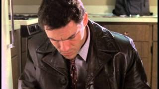 The Wire Season 1 Episode 4: Infamous Crime Scene Clip (2002) (IN FRENCH, for some reason)