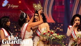 'Mrs World' grabs crown from head of ‘Mrs Sri Lanka’ in on-stage fracas