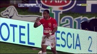 Taniela Moa creates try for Fetu'u Vainikolo vs Italy 2012