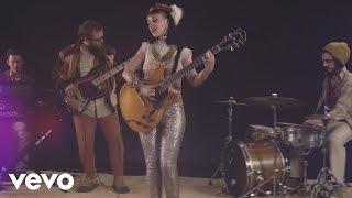 Hiatus Kaiyote - Breathing Underwater