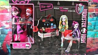 Monster High Die-ner Playset w/ Draculaura & Operetta Dolls