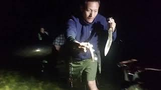 First time fishing at Night x How we fish using knife (Kukri / Khukuri)