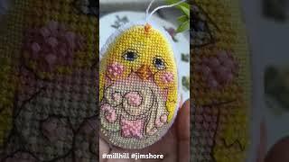 Весняний декор з вишивкою Mill hill