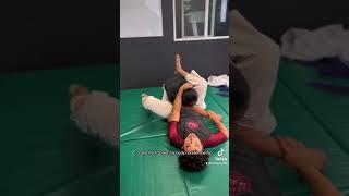 How to do a Triangle Choke