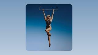 Miley Cyrus - Jaded