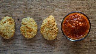 Chicken Nuggets und eine Süß-Sauer-Sauce | Knusprig | Weich | Köstlich