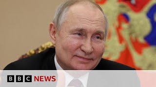 Do Russians really hate the US, UK and West? - BBC News