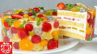 This is DELIGHT! Unusually beautiful Cake with fruits!