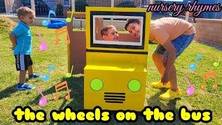 the wheels on the bus kids song nursery rhymes with Danyel Deniz Edis yellow school bus Kinderlieder