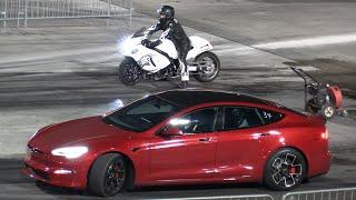 Suzuki Hayabusa vs Tesla Plaid