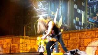 Iron Maiden - Janick Gers's guitar talent (Live In Dubai)