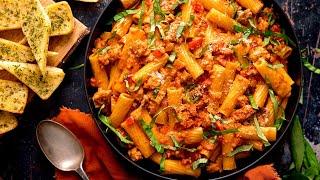 Spicy Sausage Rigatoni - Punchy flavours that all work together SO WELL!