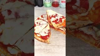 Extra garlic pepperoni pizza  for your vampire friends ‍️ #cooking #pizza #shorts #healthyfood