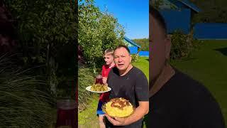Що їдять на обід священники?