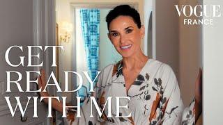 Demi Moore gets ready for the amfAR event in Cannes | Vogue France