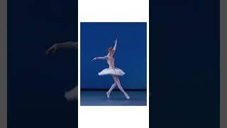 Anastasia Smirnova , variación de La Bayadera #ballet#dance#suscribeteanuestrocanal