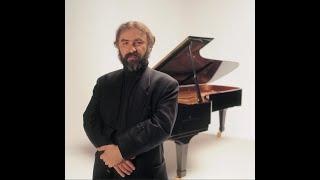 Mozart Piano Concerto No. 23, K. 488 - Radu Lupu, RSO Helsinki, Saraste (2001)