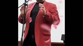 Главный сексолог Самарской области Игорь Юрин поздравил женщин с 8 Марта
