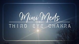 Mini Meditation | THIRD EYE CHAKRA | 5 Minute Guided Meditation to Help Open your Third Eye Chakra 