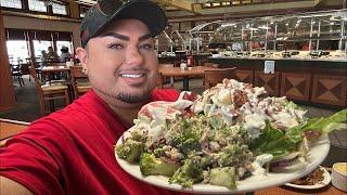 BIG GUY EATS THE WHOLE SALAD BAR! • SIZZLER AYCE SALAD BAR