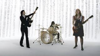Sleater-Kinney - Jumpers [OFFICIAL VIDEO]