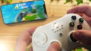 Trying Fortnite MOBILE on the *BEST* IOS Gaming Controller...