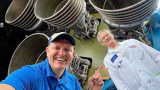 I Asked An Actual Apollo Engineer to Explain the Saturn 5 Rocket - Smarter Every Day 280