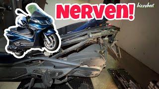 Piaggio X10 350ccm - Verkleidung abbauen = Nervenzusammenbruch | Roller Verkleidung / Warum???