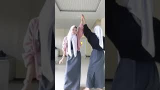 CEWEK SMA JILBAB JOGET KEKINIAN