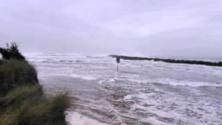 Sneaker wave south of Coos Bay: Caught on camera