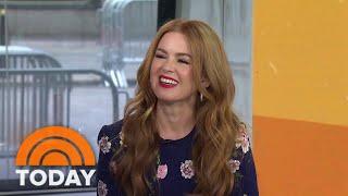 Isla Fisher talks ‘Wolf Like Me,’ working with Josh Gad, more