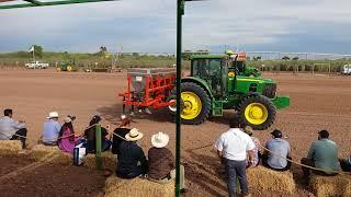 ExpoCeres 2018.- Demostración de maquinaria John Deere