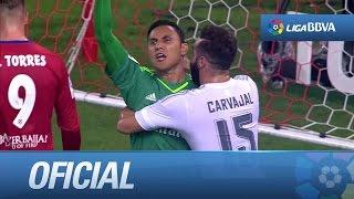 Paradón de Keylor Navas al detener un lanzamiento de penalti