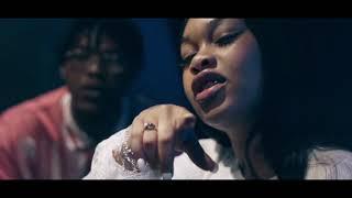 ManMan Savage Feat. (Shoreline Mafia ) OHGEESY & 03 Greedo "She A Freak" (Official Music Video)