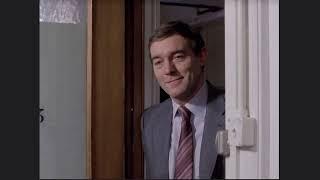 Peter Guillam (Michael Jayston) in "Tinker Tailor Soldier Spy" - Simple Life