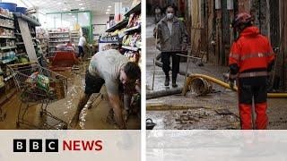 Thousands evacuated as Málaga hit with torrential rain following Spain deadly floods | BBC News