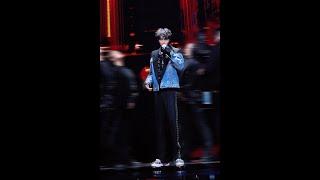 【TFBOYS 王俊凱】王俊凱 江蘇衛視跨年 唱跳經典歌曲《讓我一次愛個夠》直拍送達！帥氣乾淨的舞姿+溫柔纏綿的歌聲 簡直是視聽享受️【Karry Wang Junkai】