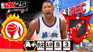 TRACY MCGRADY Build is UNGUARDABLE in the RANDOM REC on NBA 2K25