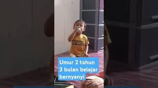 Umur 2 tahun 3 bulan belajar bernyanyi ( tg Selor)