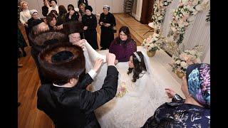 Jewish Orthodox Chupah Hasidic Satmar Badeken Tradition באדעקן חופה חתונה פון לייבי און רויזי ברייער