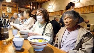 天ぷら！肉うどん！4時間で２００人を捌く７２歳の鉄人店主に密着丨Udon Restaurant - Travel Japan