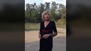 “Excuse me” Свои стихи читает Наталья Михайлец
